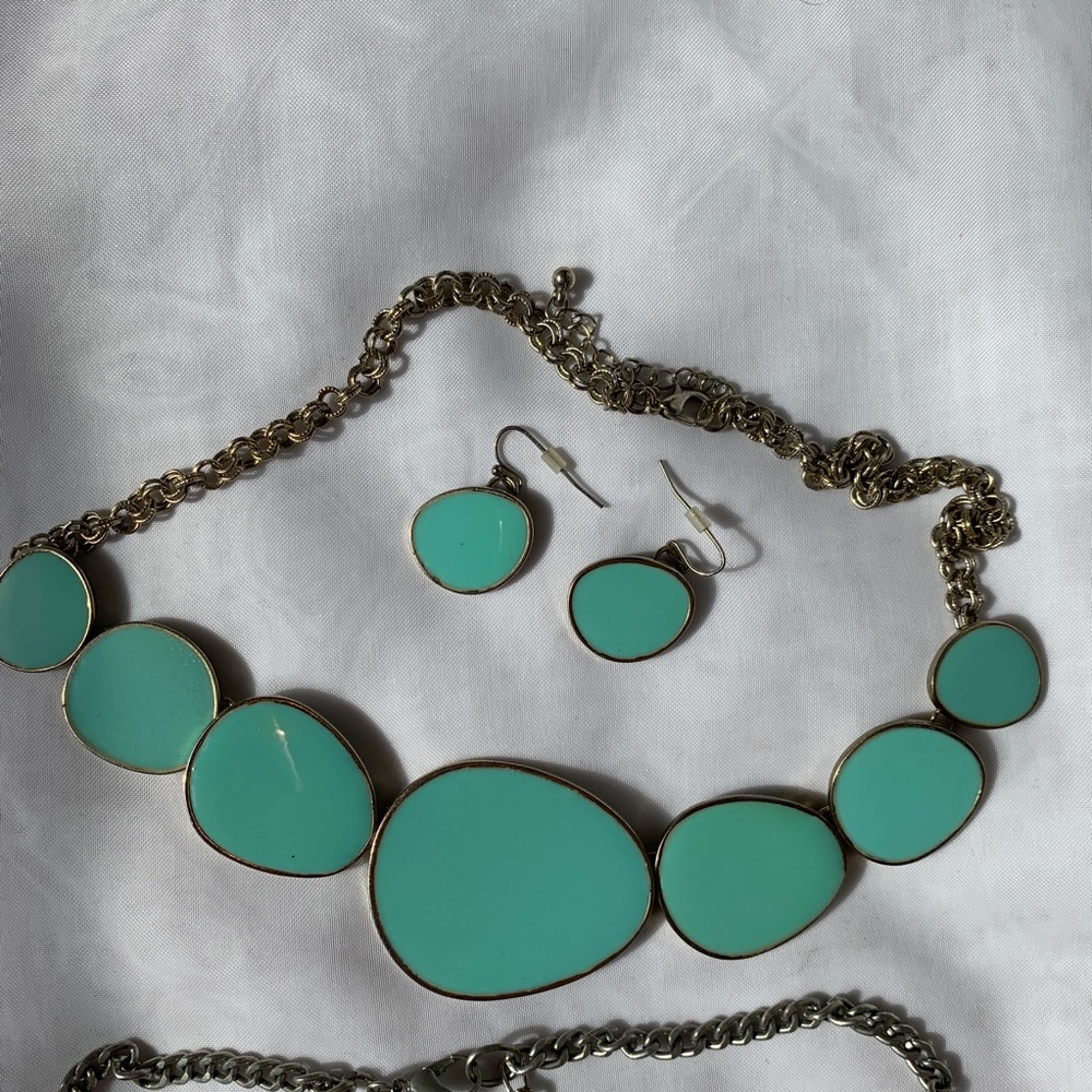 Teal set - Picture 3 of 3